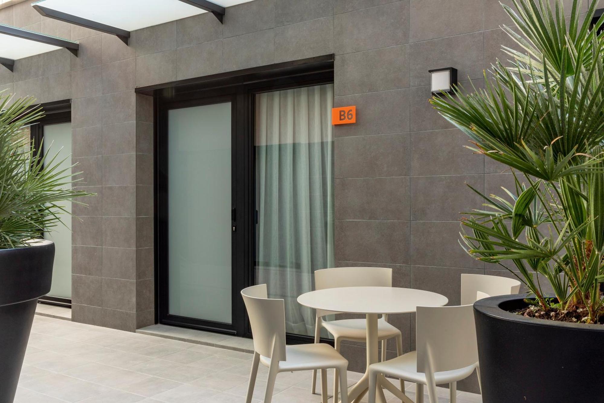 Europa Apartments L'Hospitalet de Llobregat Exteriör bild